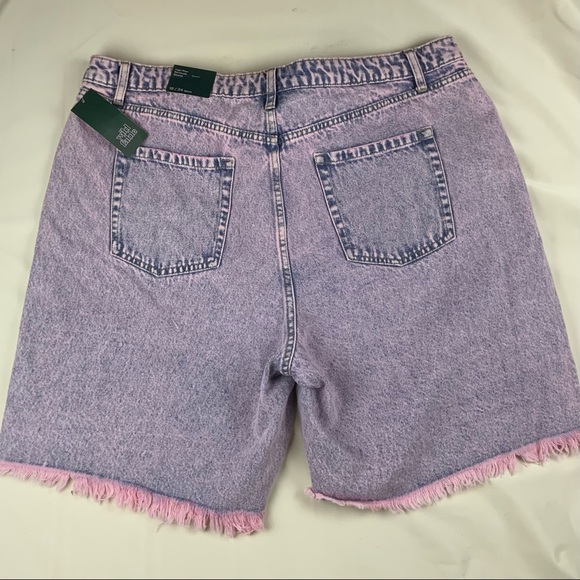 Denim Bermuda Shorts Size 18 - Picture 2 of 6